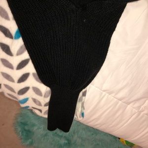 over the shoulder shaw